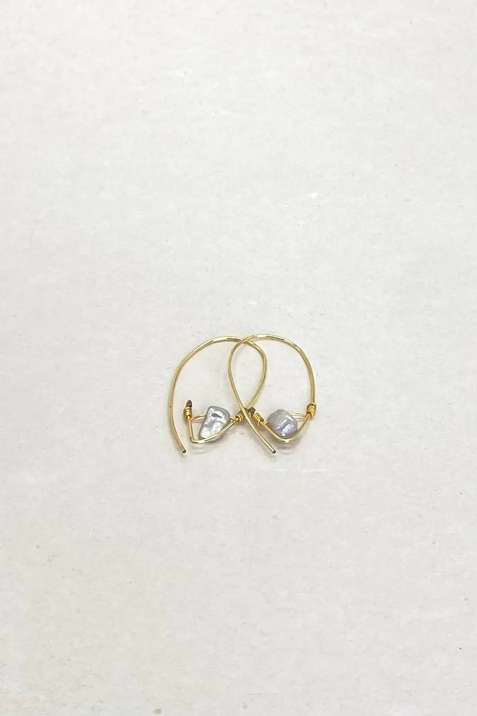 PENDIENTE PERLA MONEDA MINI