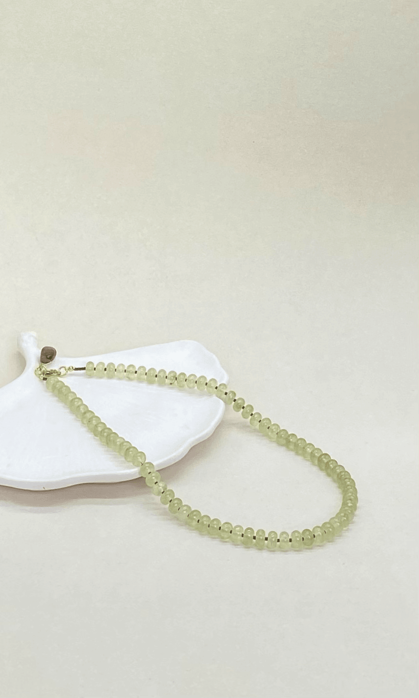 COLLAR JADE VERDE