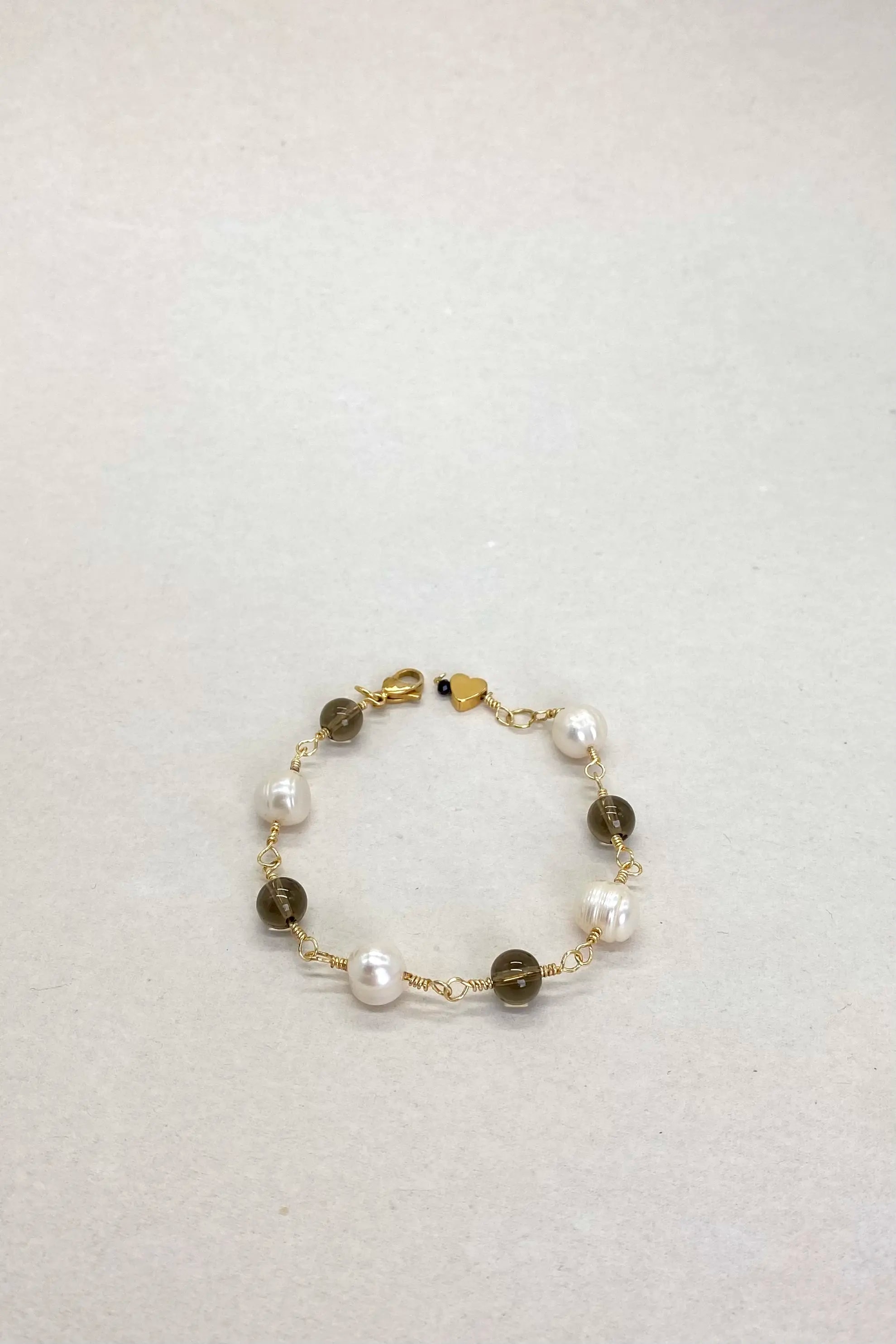 PULSERA CUARZO HUMO Y PERLA